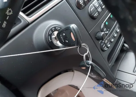 2006 Chrysler Pacifica Touring z USA, uszkodzony, nr VIN 2A4GM684X6R922071